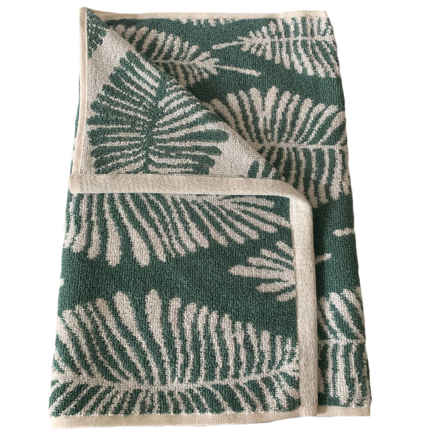 Green Leaf Design Guest Towels 2 Pack